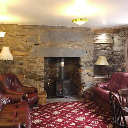 Inn The Greyhound *