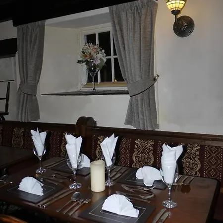 The Greyhound * Grizebeck